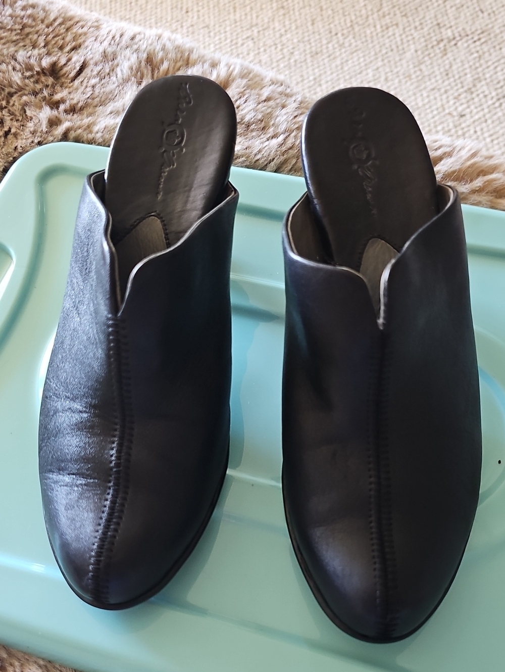 Bella Donna Black Leather Slip-On Mules - Women's Clogs